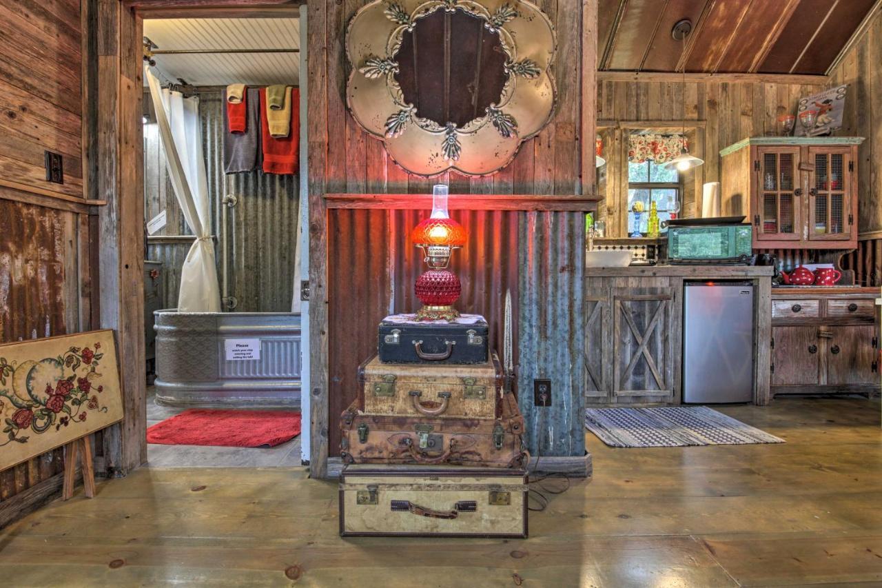Snuggle Inn Wimberley Cabin With Fire Pit And Deck Bagian luar foto